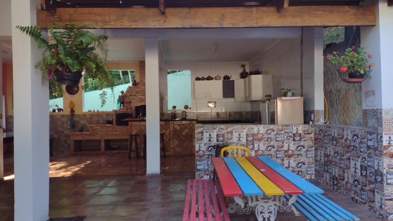 Sitio Com E Piscina